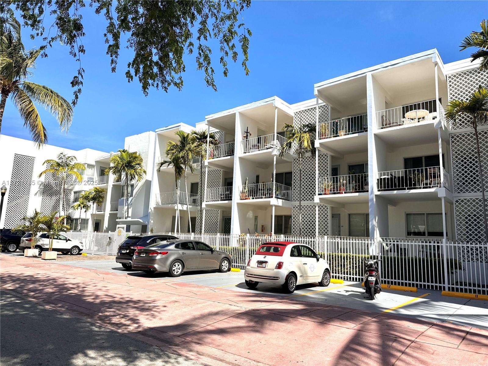 641 Espanola Way #2