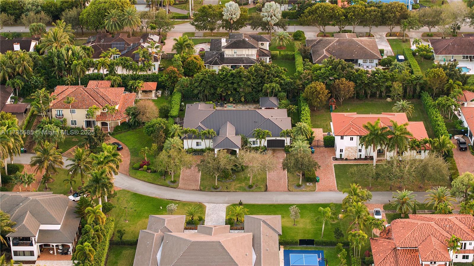 8050 SW 175th St Palmetto Bay, FL 33157