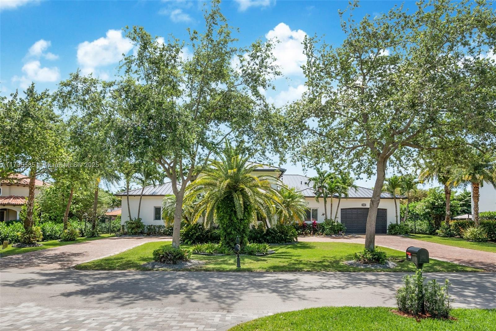 8050 SW 175th St Palmetto Bay, FL 33157