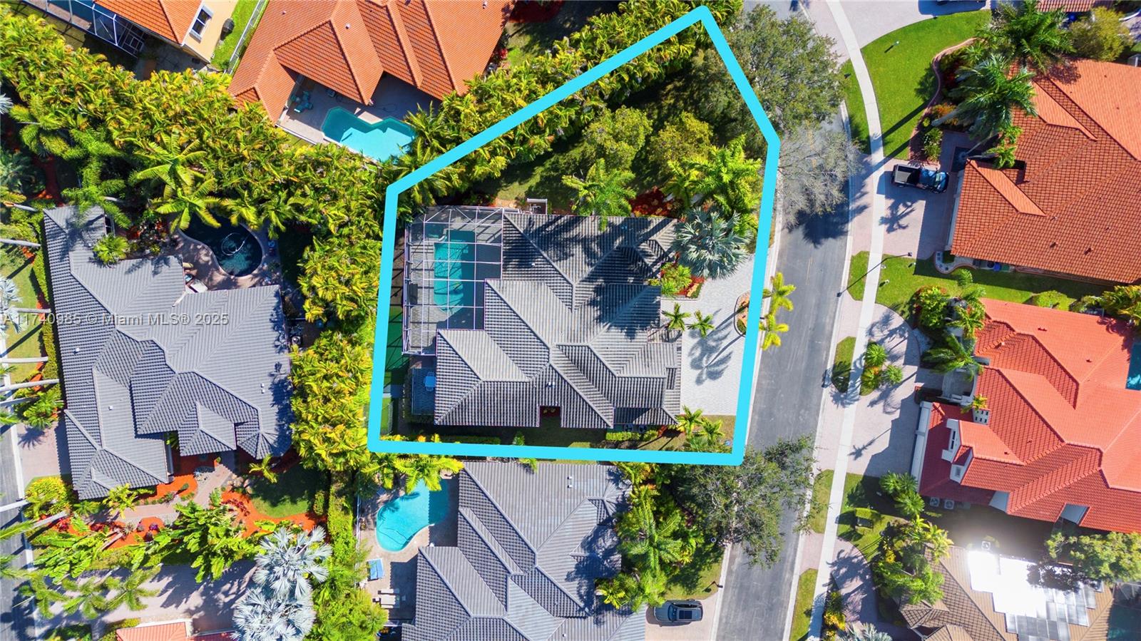 1113 SW 156th Ter Pembroke Pines, FL 33027