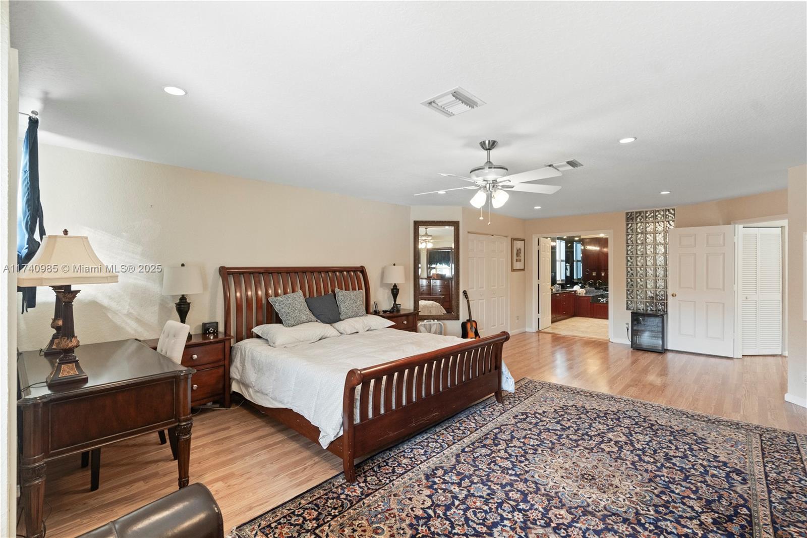 1113 SW 156th Ter Pembroke Pines, FL 33027