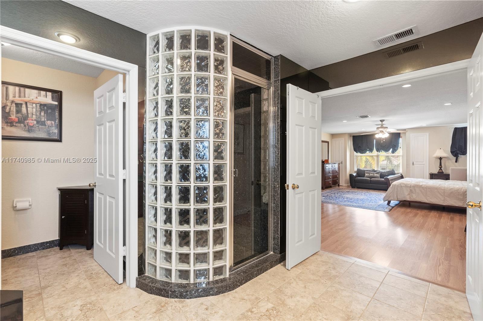 1113 SW 156th Ter Pembroke Pines, FL 33027