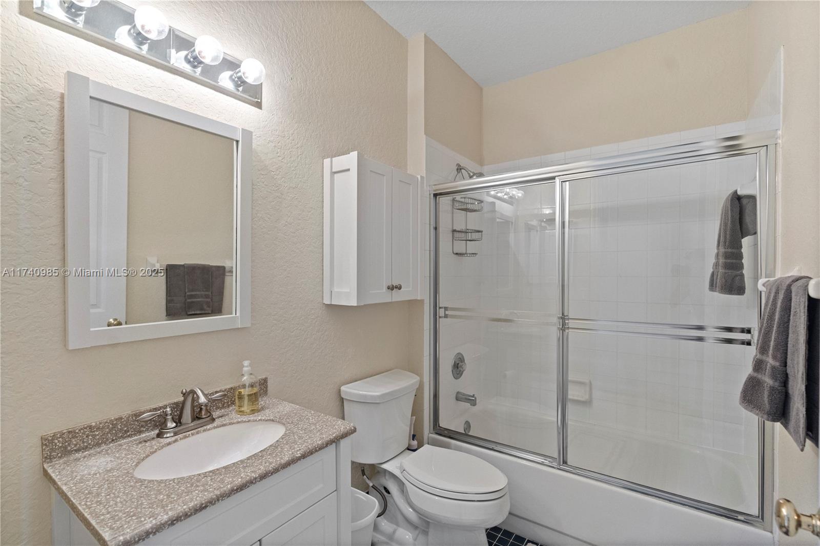 1113 SW 156th Ter Pembroke Pines, FL 33027