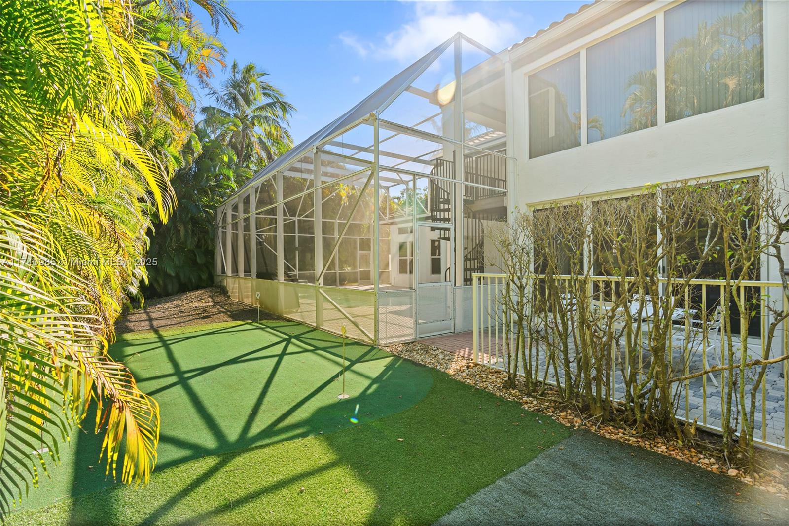 1113 SW 156th Ter Pembroke Pines, FL 33027