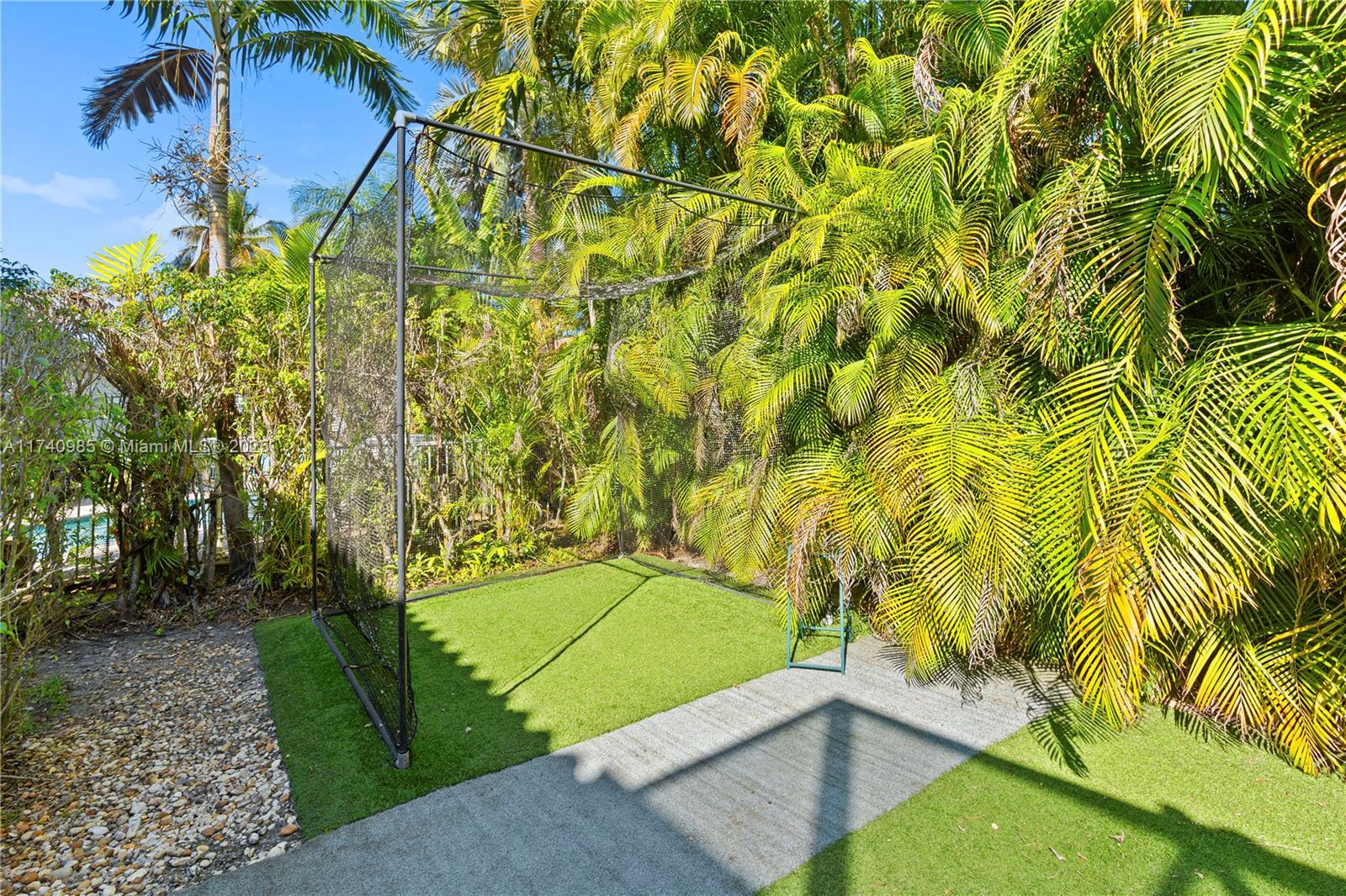 1113 SW 156th Ter Pembroke Pines, FL 33027