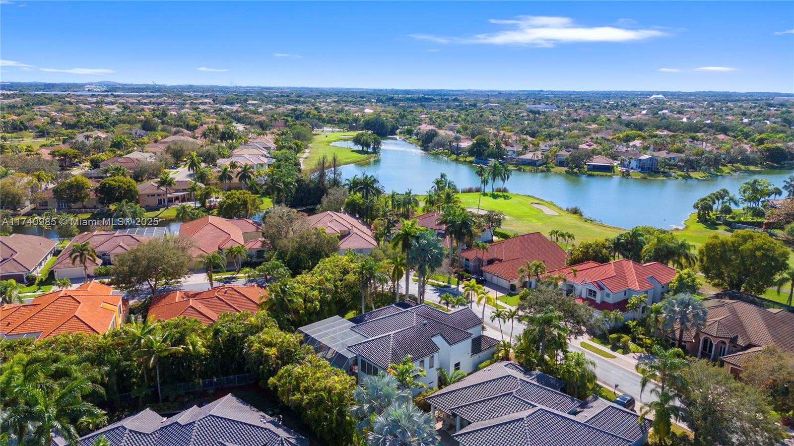 1113 SW 156th Ter Pembroke Pines, FL 33027