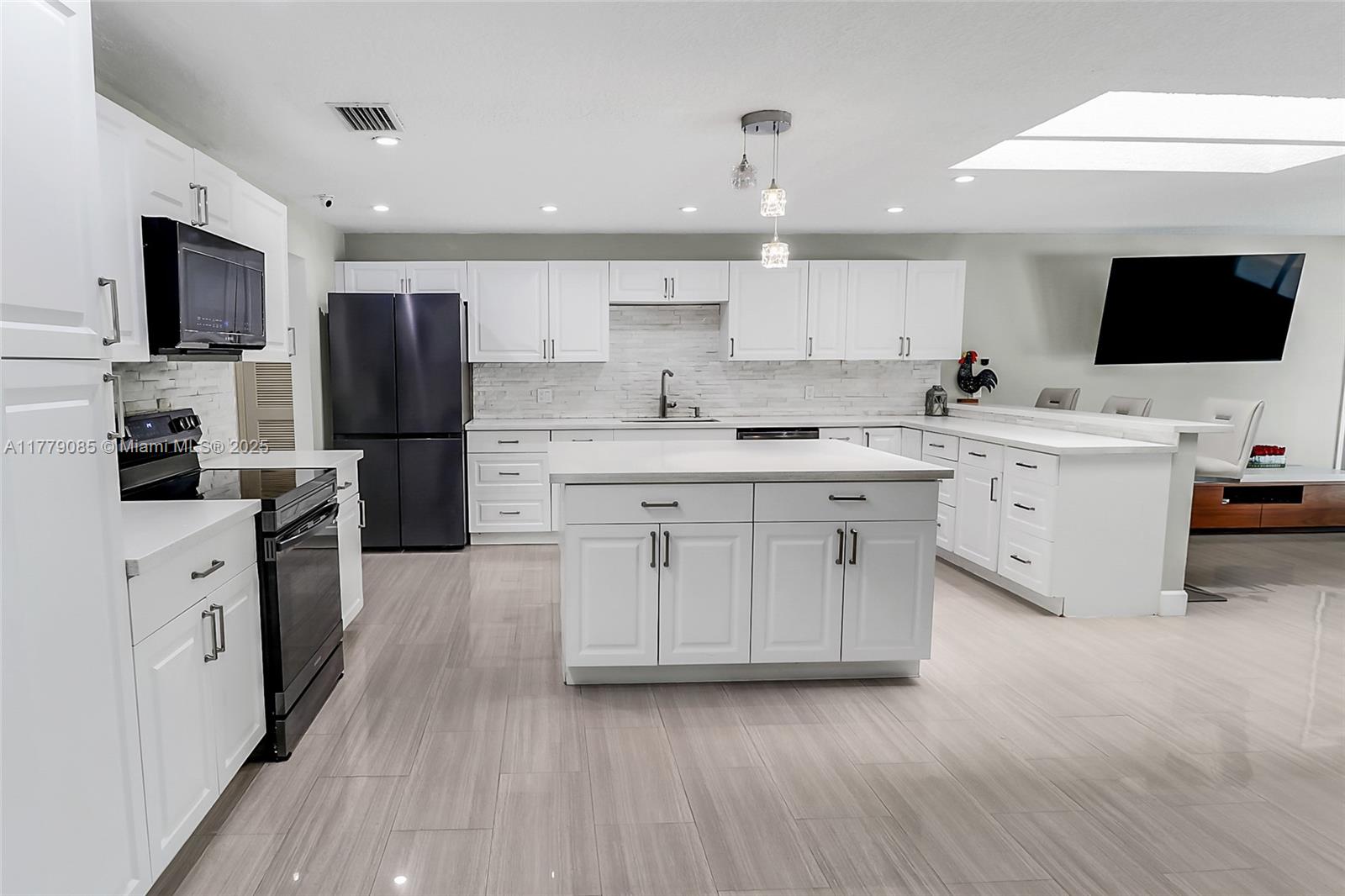 9620 NW 26th Ct Cooper City, FL 33024