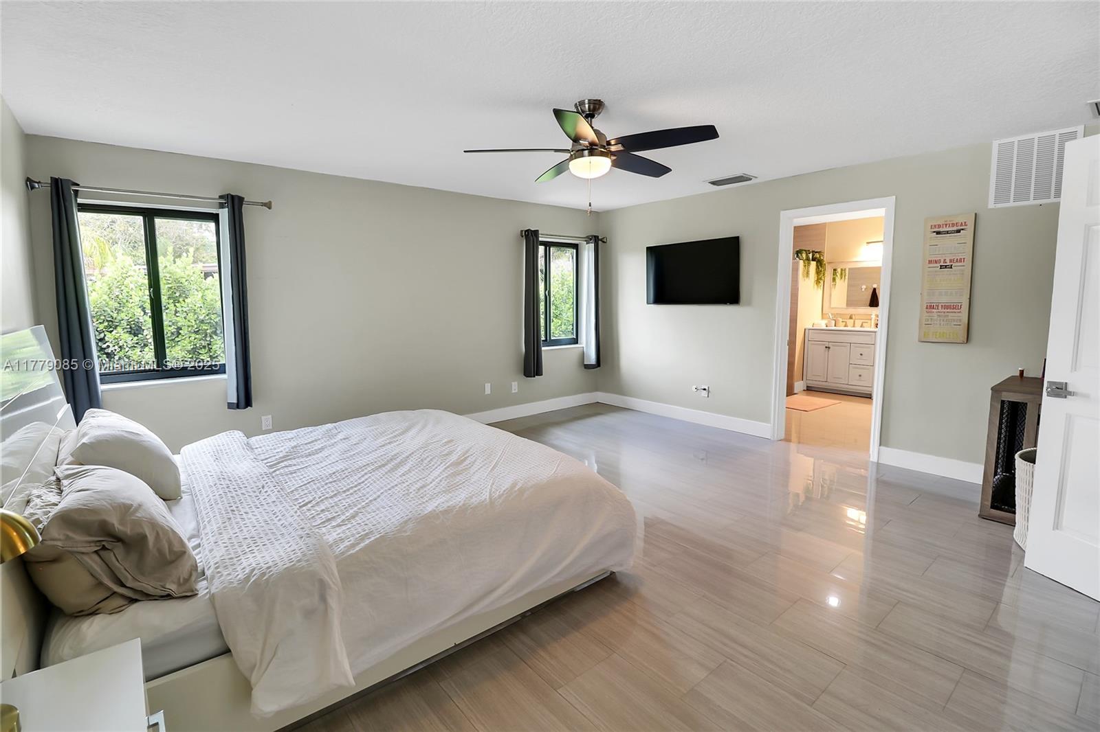 9620 NW 26th Ct Cooper City, FL 33024