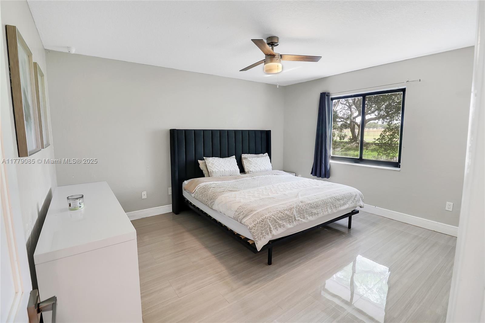 9620 NW 26th Ct Cooper City, FL 33024