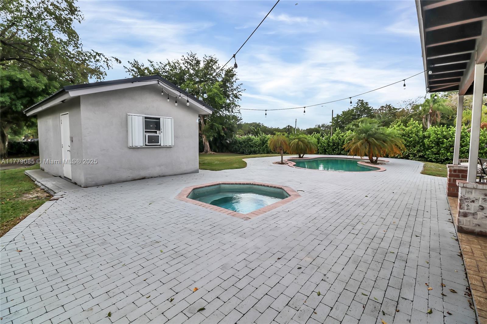 9620 NW 26th Ct Cooper City, FL 33024