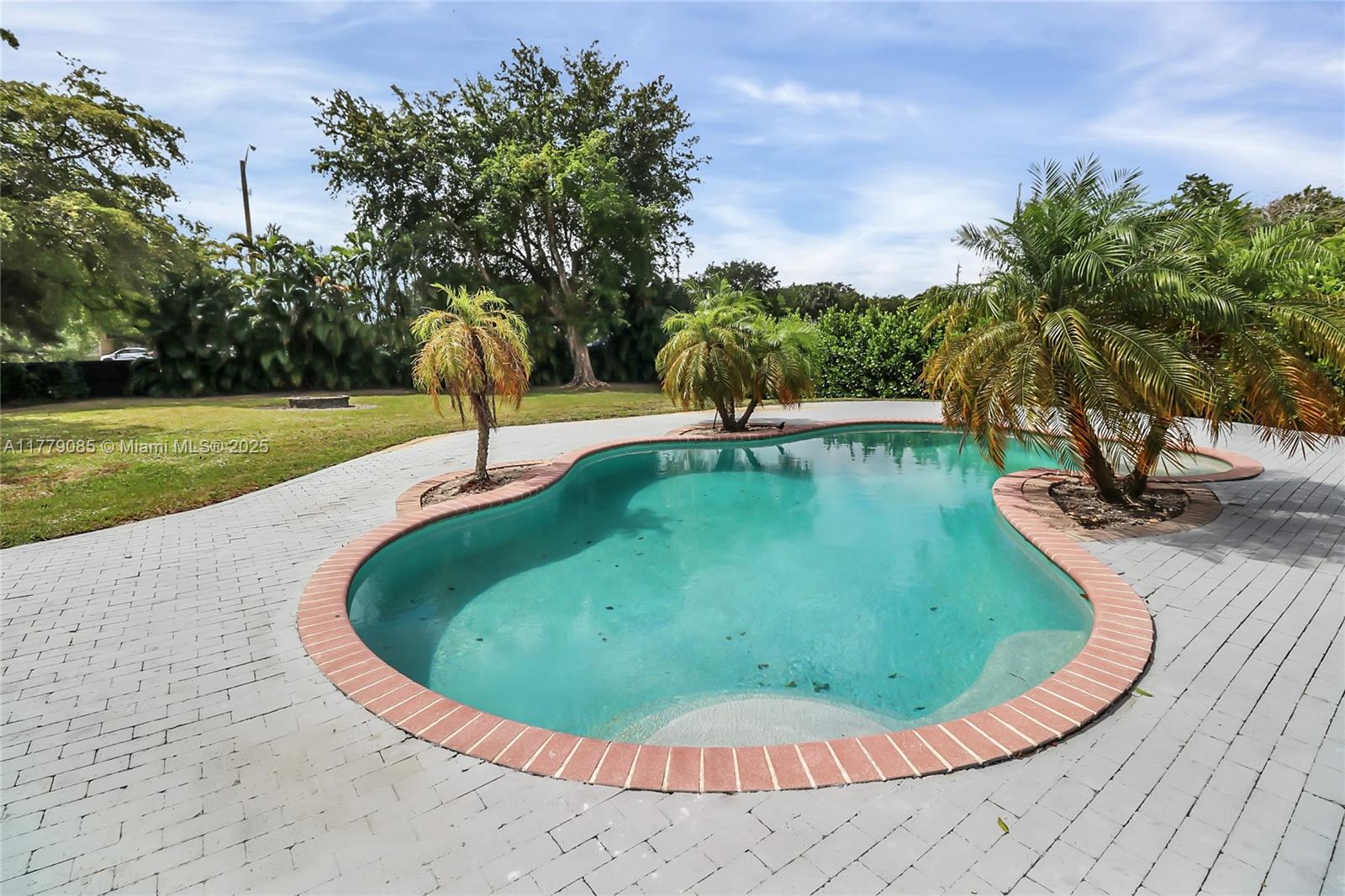 9620 NW 26th Ct Cooper City, FL 33024