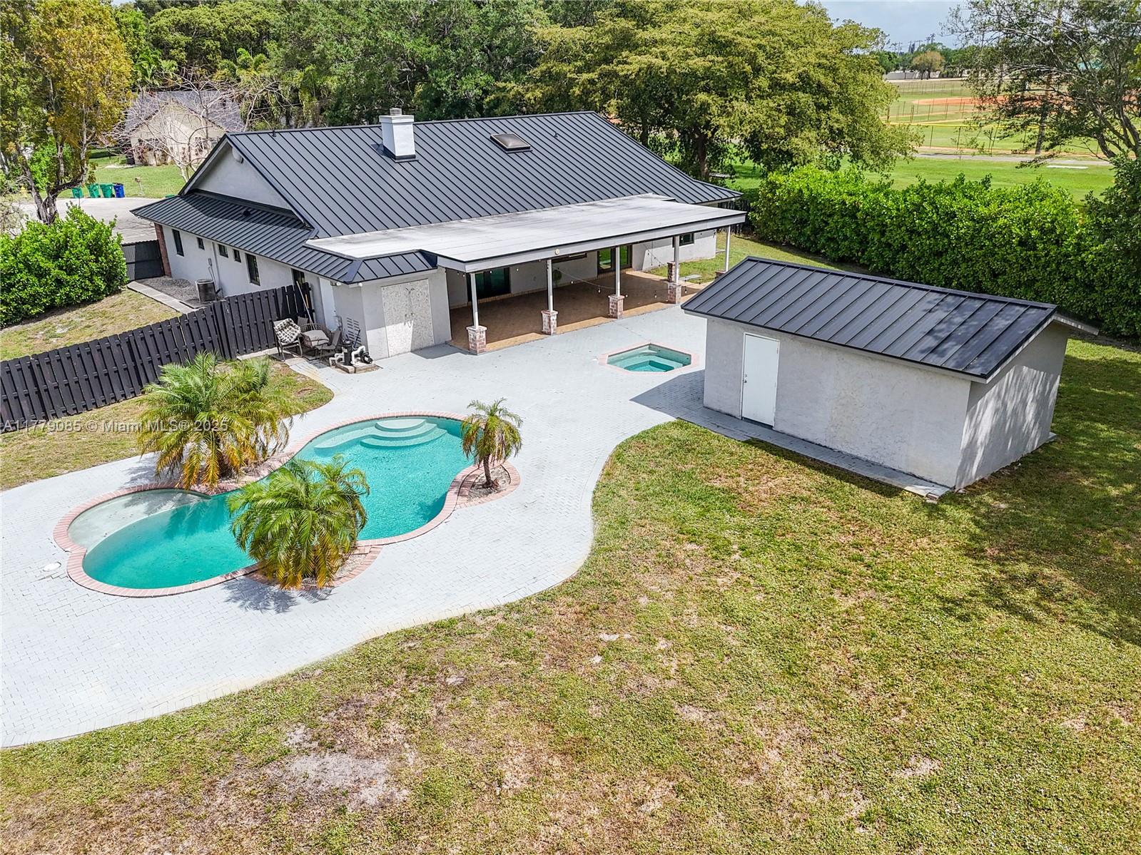 9620 NW 26th Ct Cooper City, FL 33024