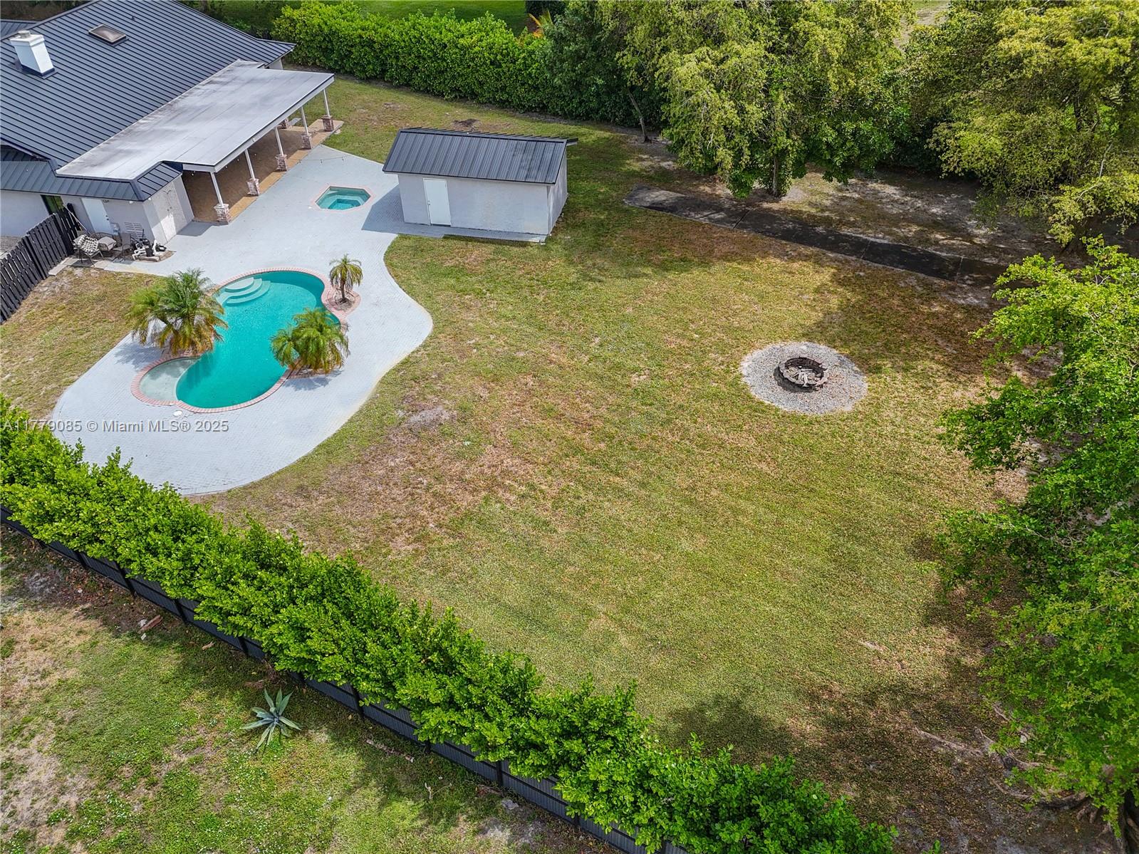 9620 NW 26th Ct Cooper City, FL 33024