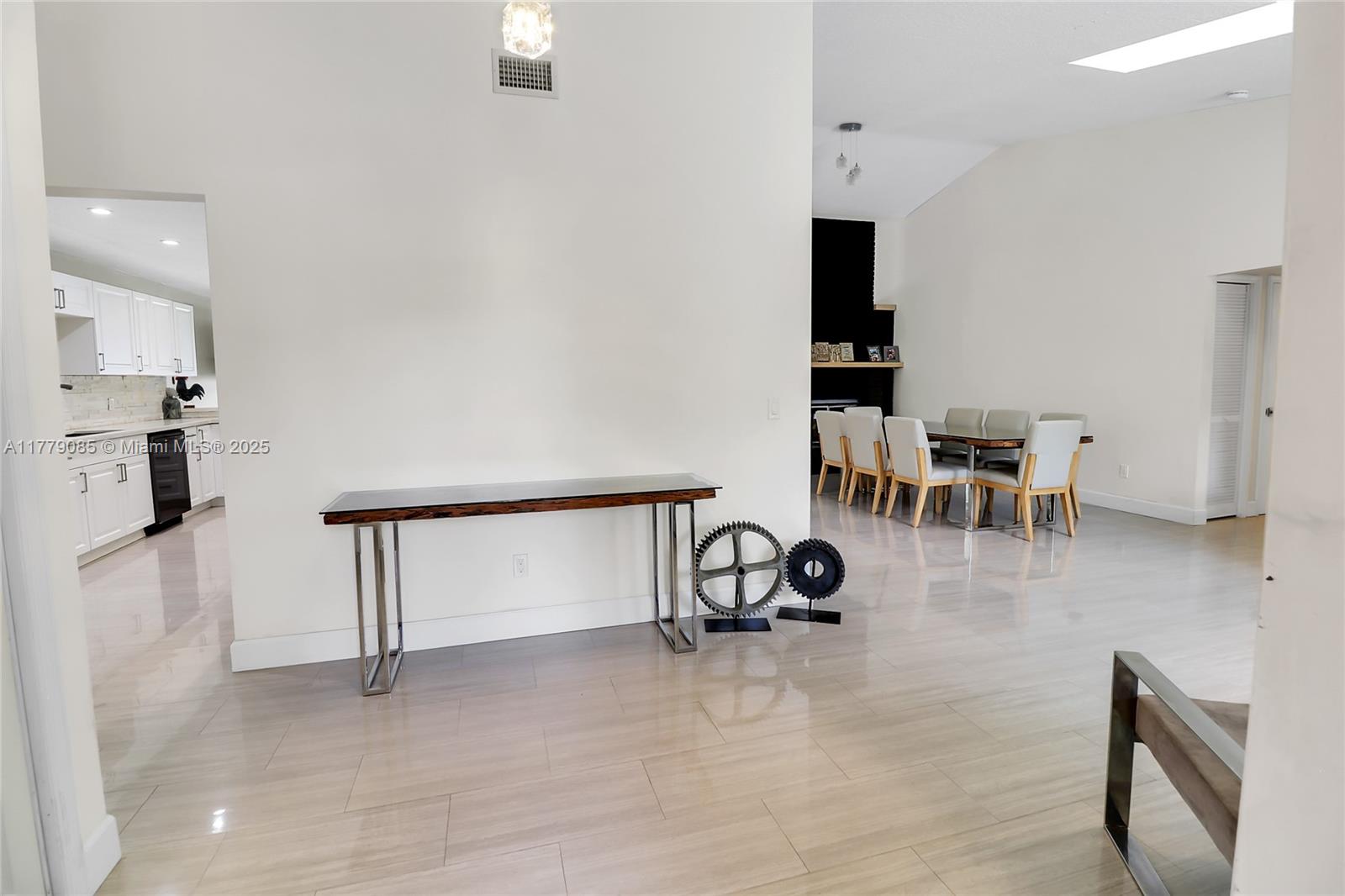 9620 NW 26th Ct Cooper City, FL 33024