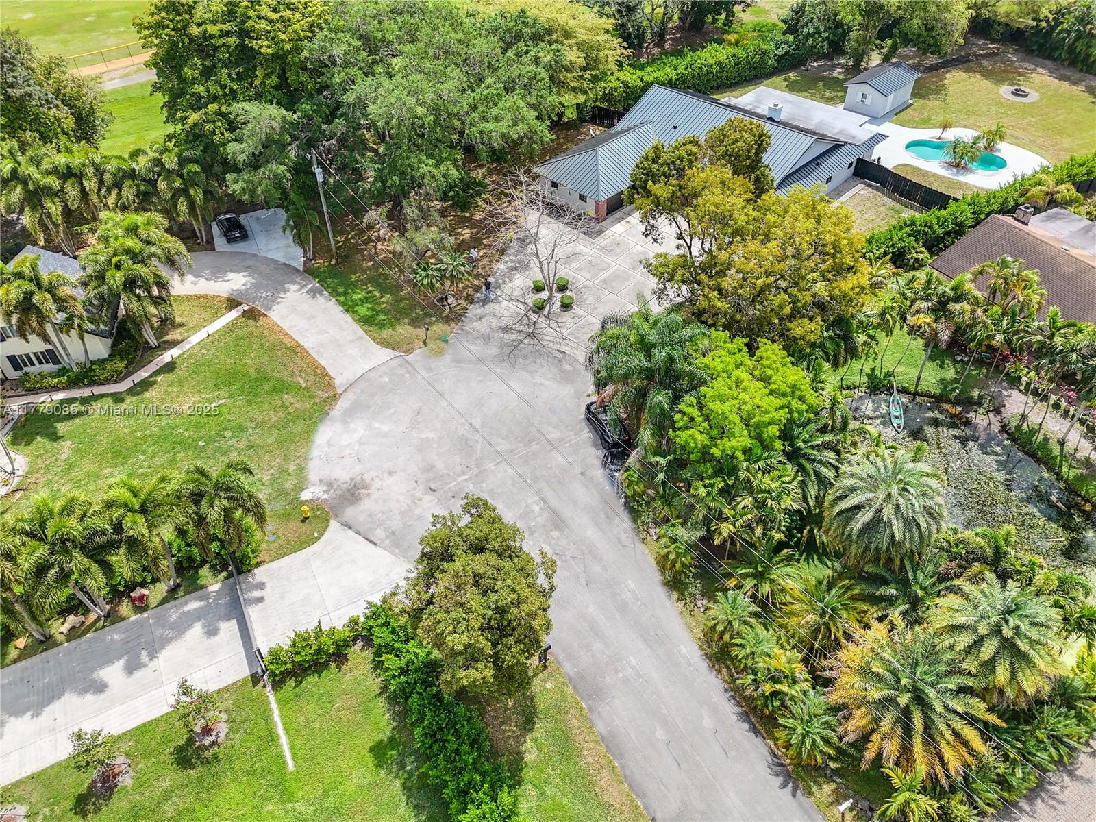 9620 NW 26th Ct Cooper City, FL 33024