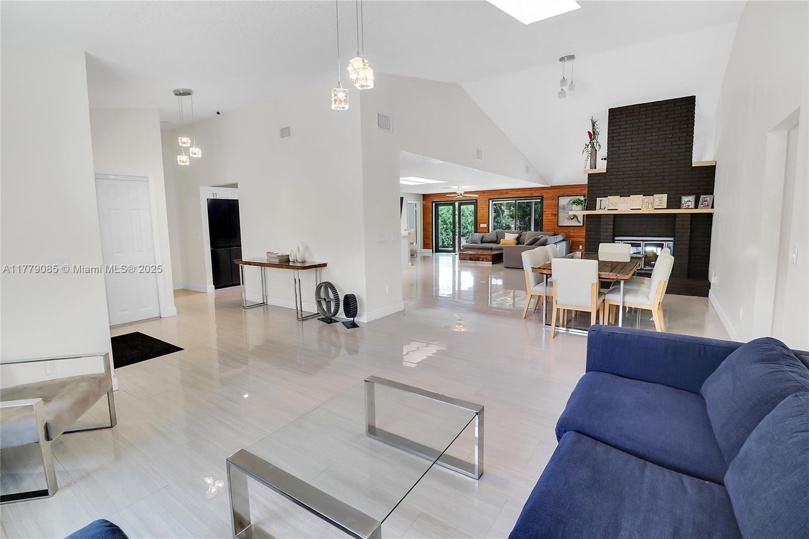 9620 NW 26th Ct Cooper City, FL 33024