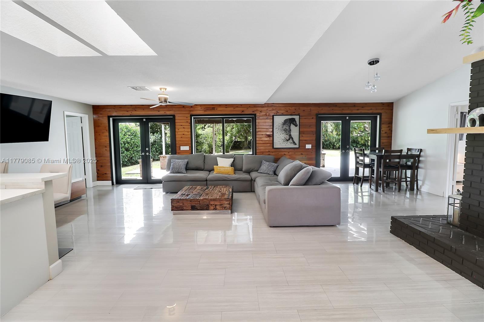 9620 NW 26th Ct Cooper City, FL 33024