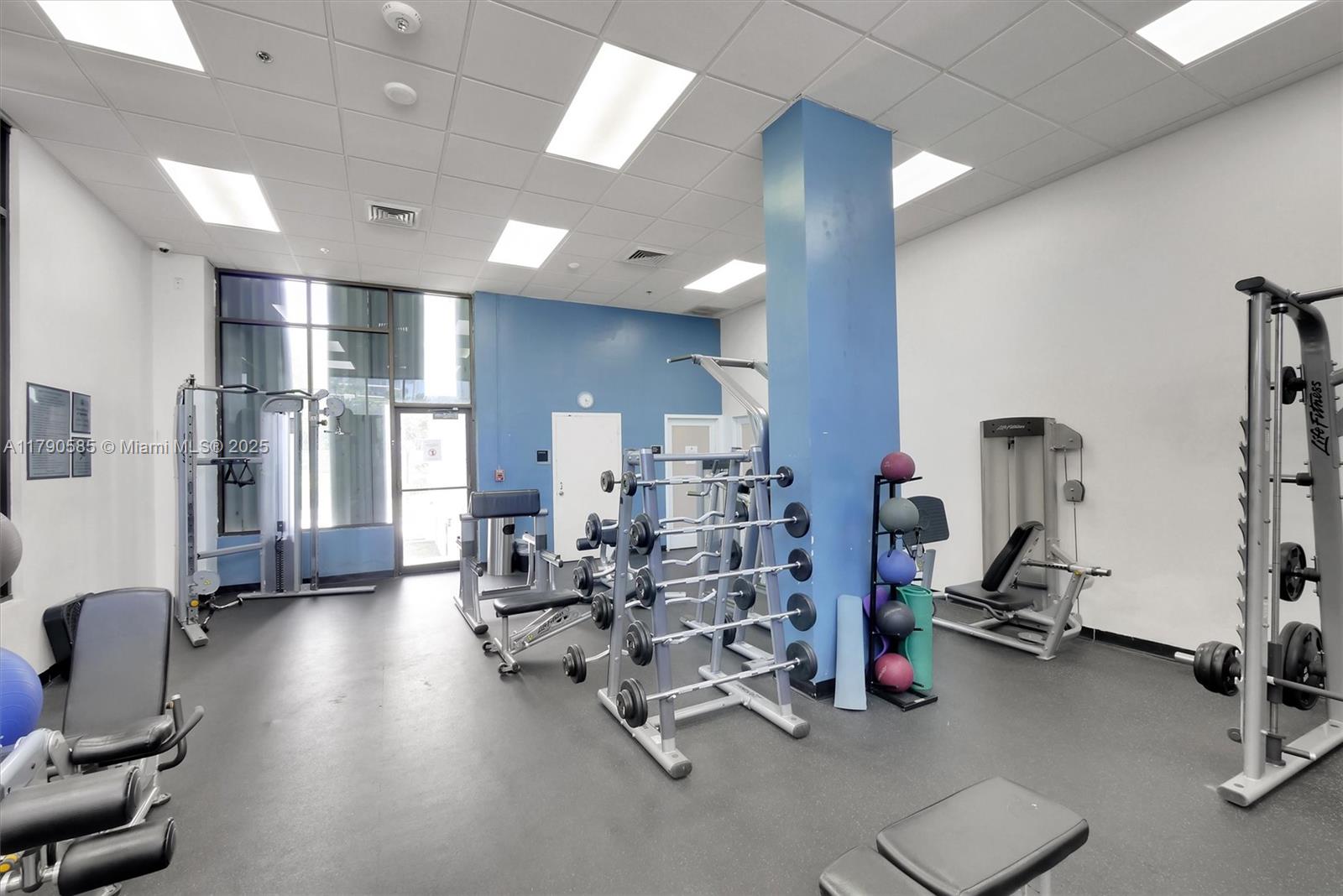 image Arlen House East Condo41