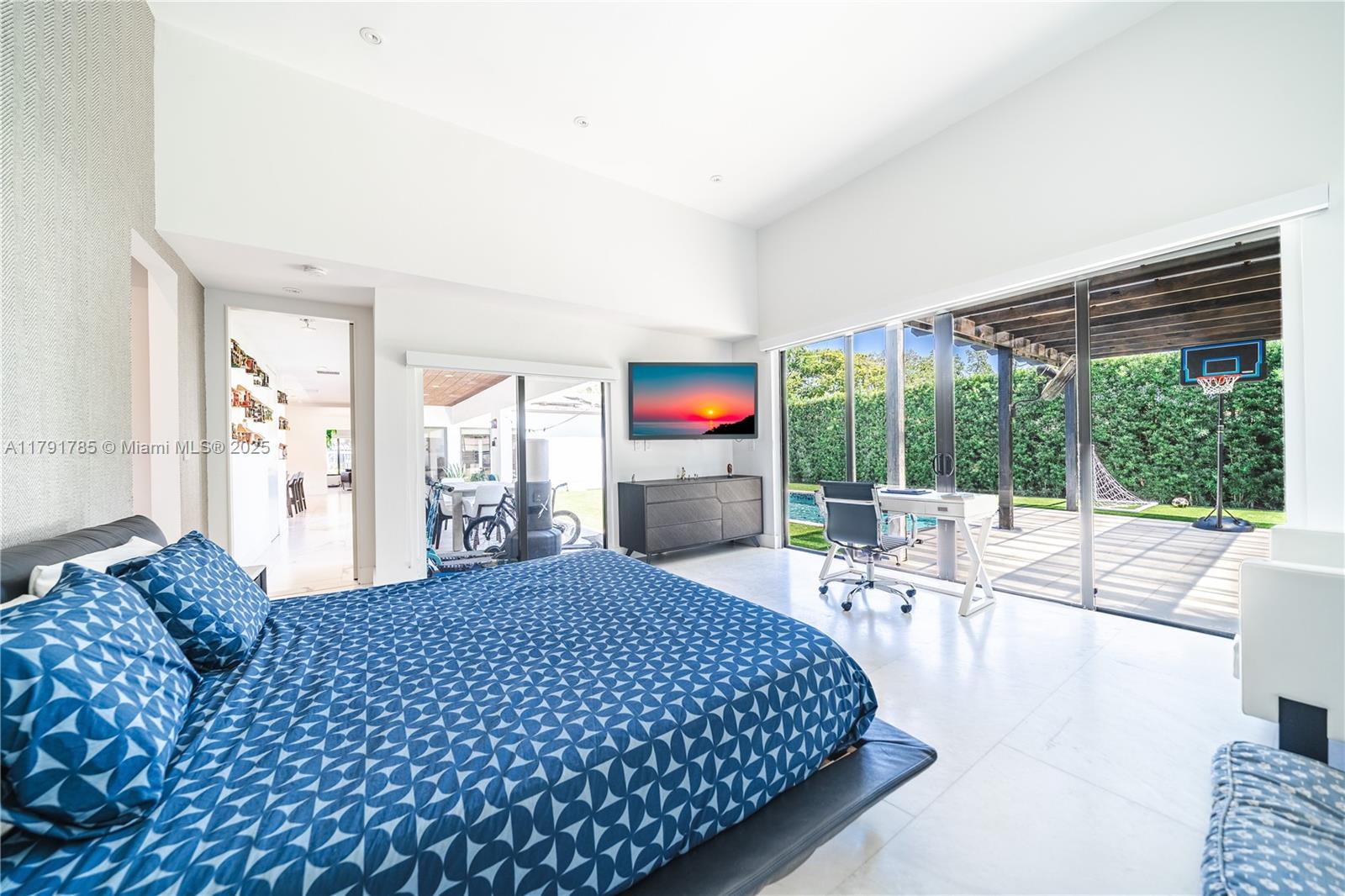 766 NE 96th St Miami Shores, FL 33138