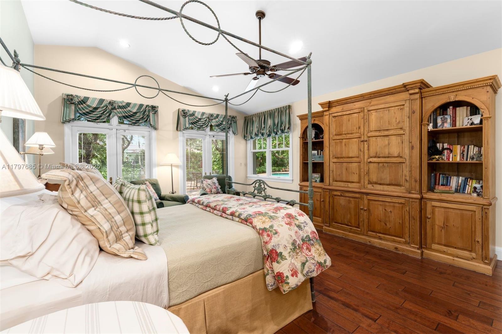 7400 SW 47th Ct Miami, FL 33143