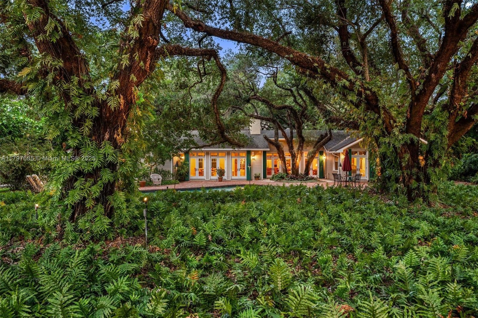 7400 SW 47th Ct Miami, FL 33143