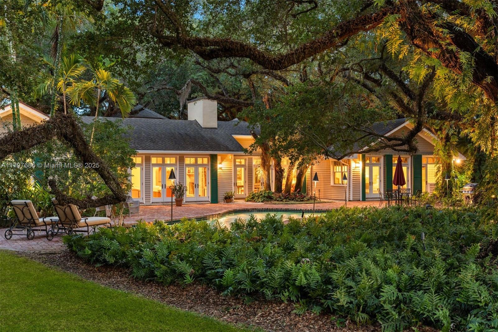 7400 SW 47th Ct Miami, FL 33143