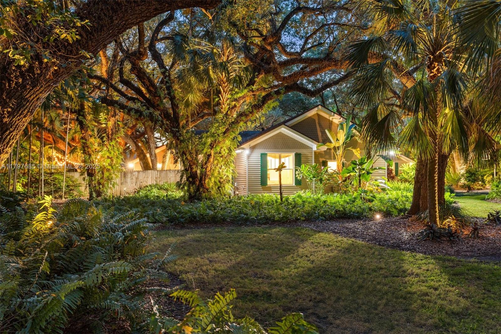 7400 SW 47th Ct Miami, FL 33143