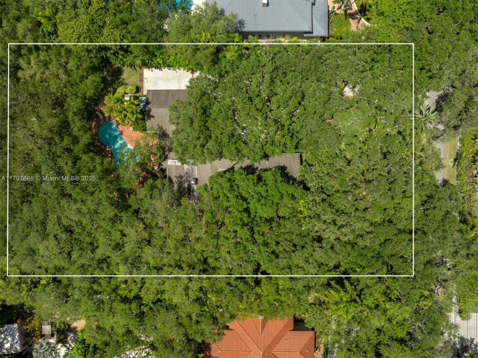 7400 SW 47th Ct Miami, FL 33143