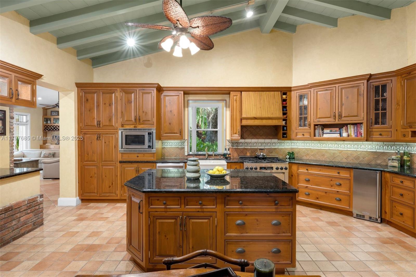 7400 SW 47th Ct Miami, FL 33143