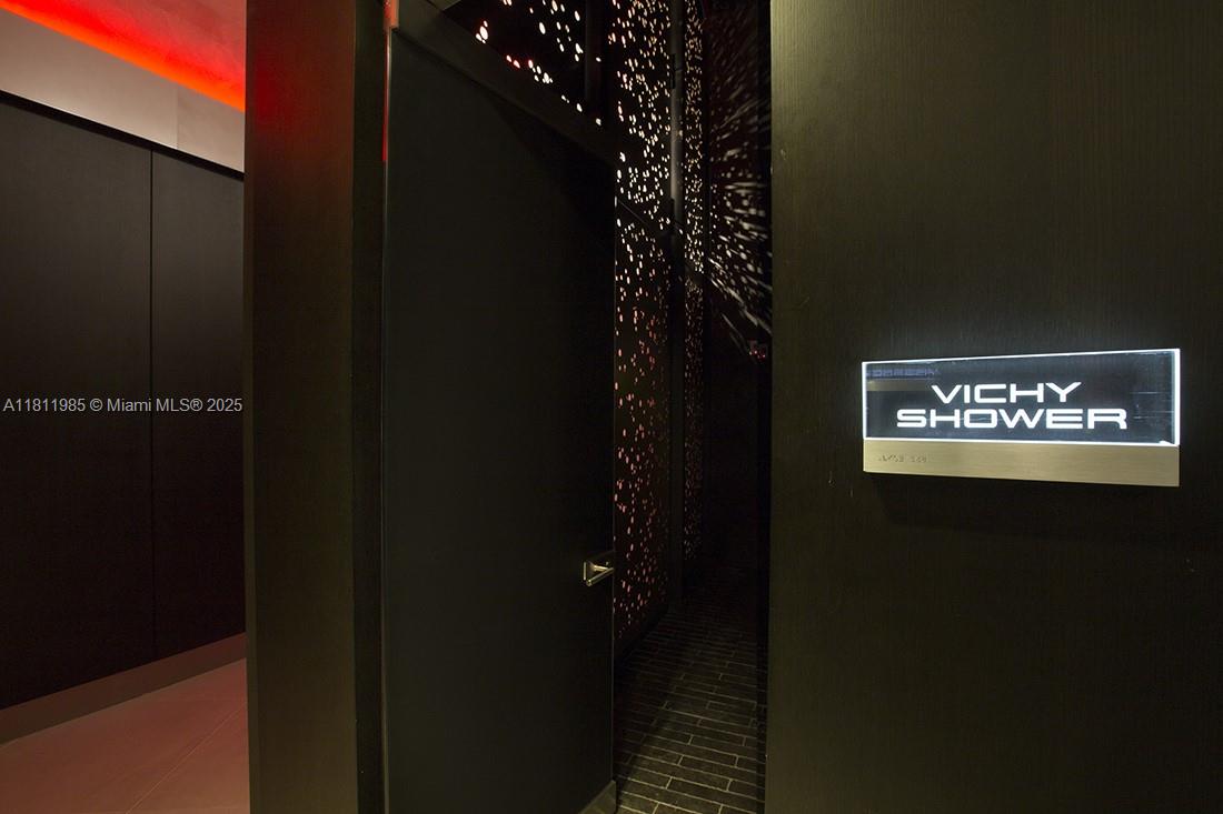 image Porsche Design Tower55