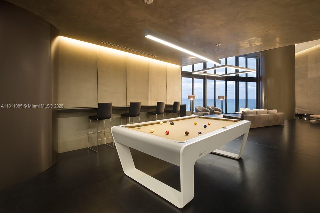 image Porsche Design Tower65