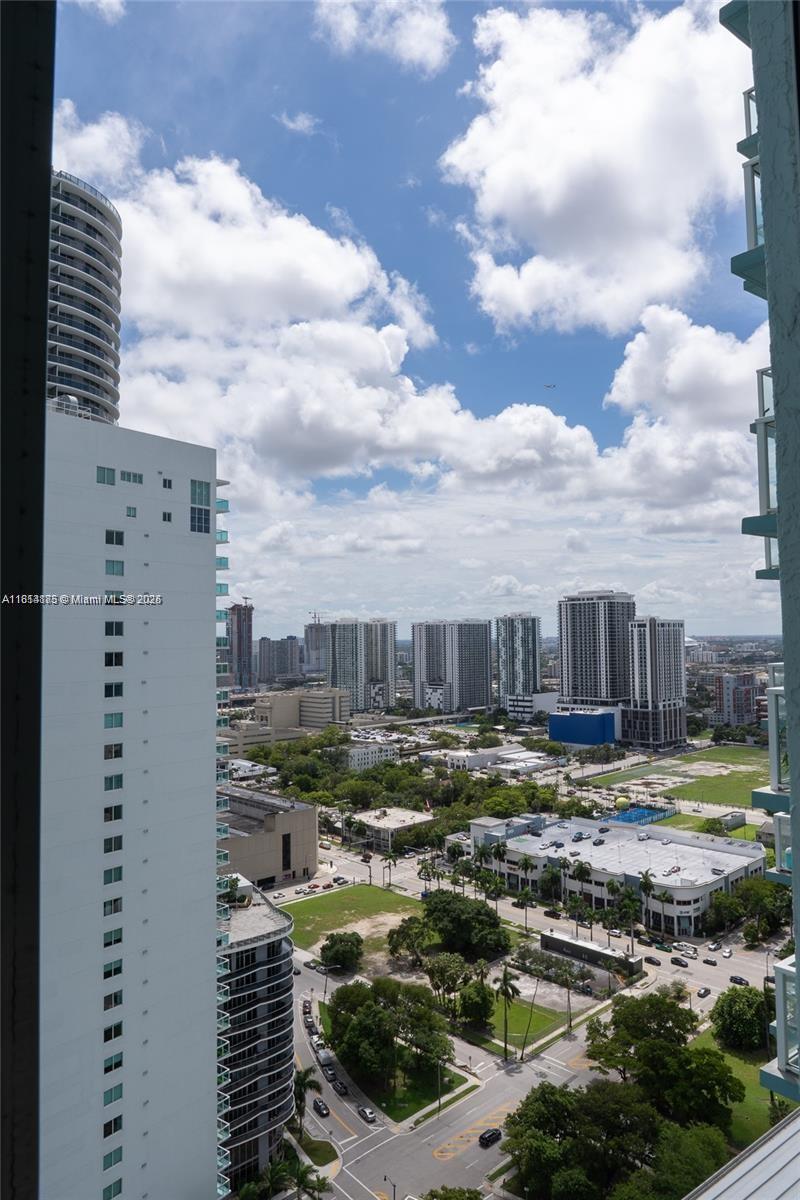 image Quantum On The Bay Condo22