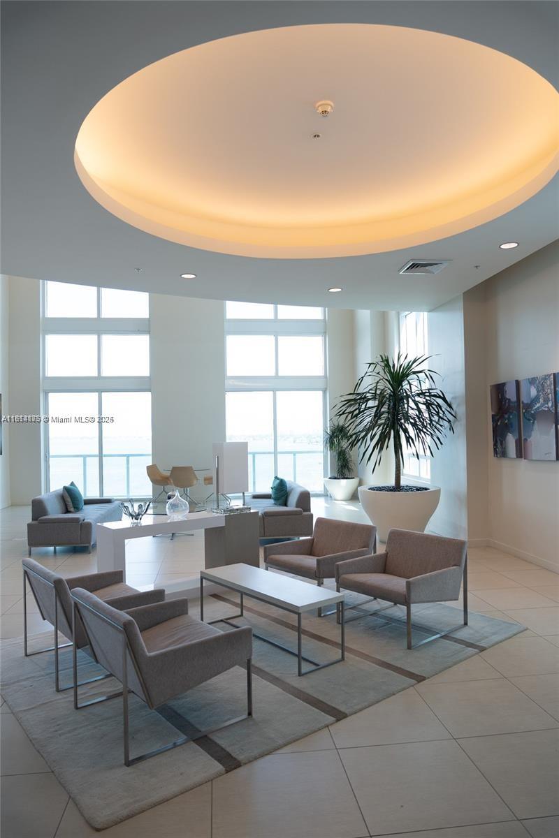image Quantum On The Bay Condo25