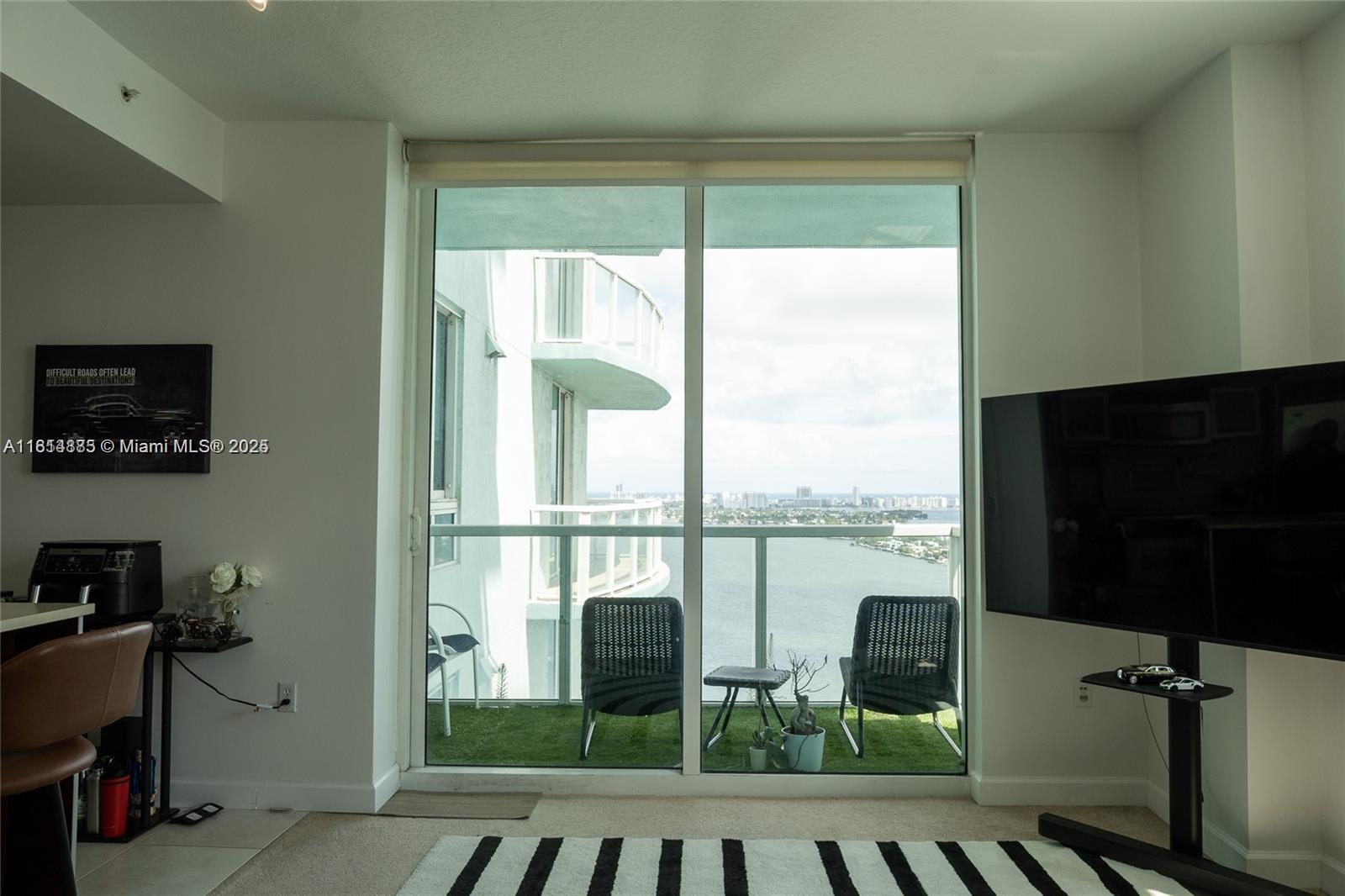 image Quantum On The Bay Condo5