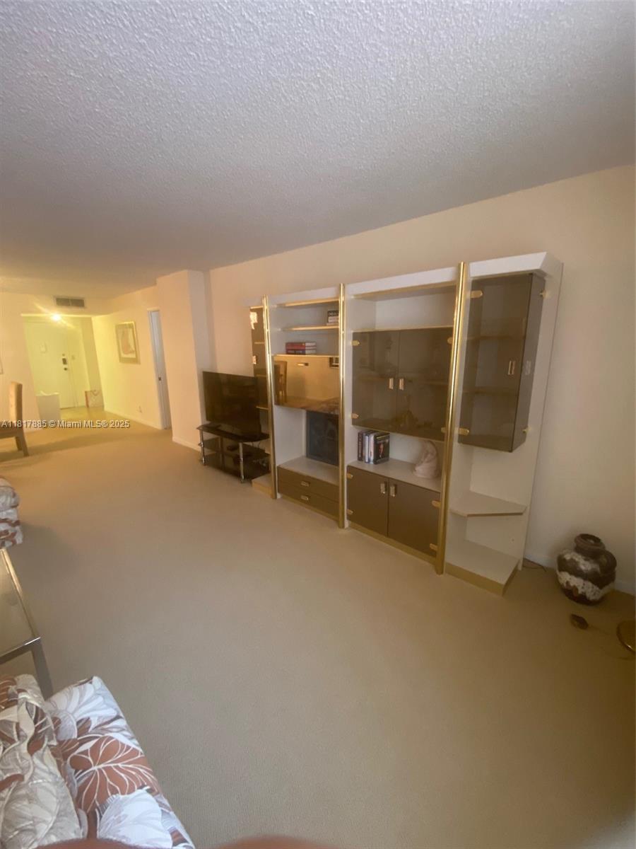 image Prince George Arms Condo7