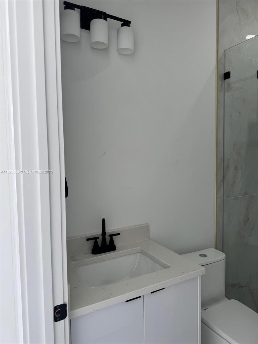 2807 Leeland Ht Blvd #B Lehigh Acres, FL 33993 2807 Leeland Ht Blvd #B Lehigh Acres, FL 33993