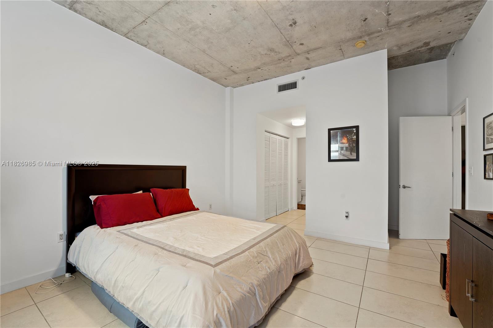 image Two Midtown7