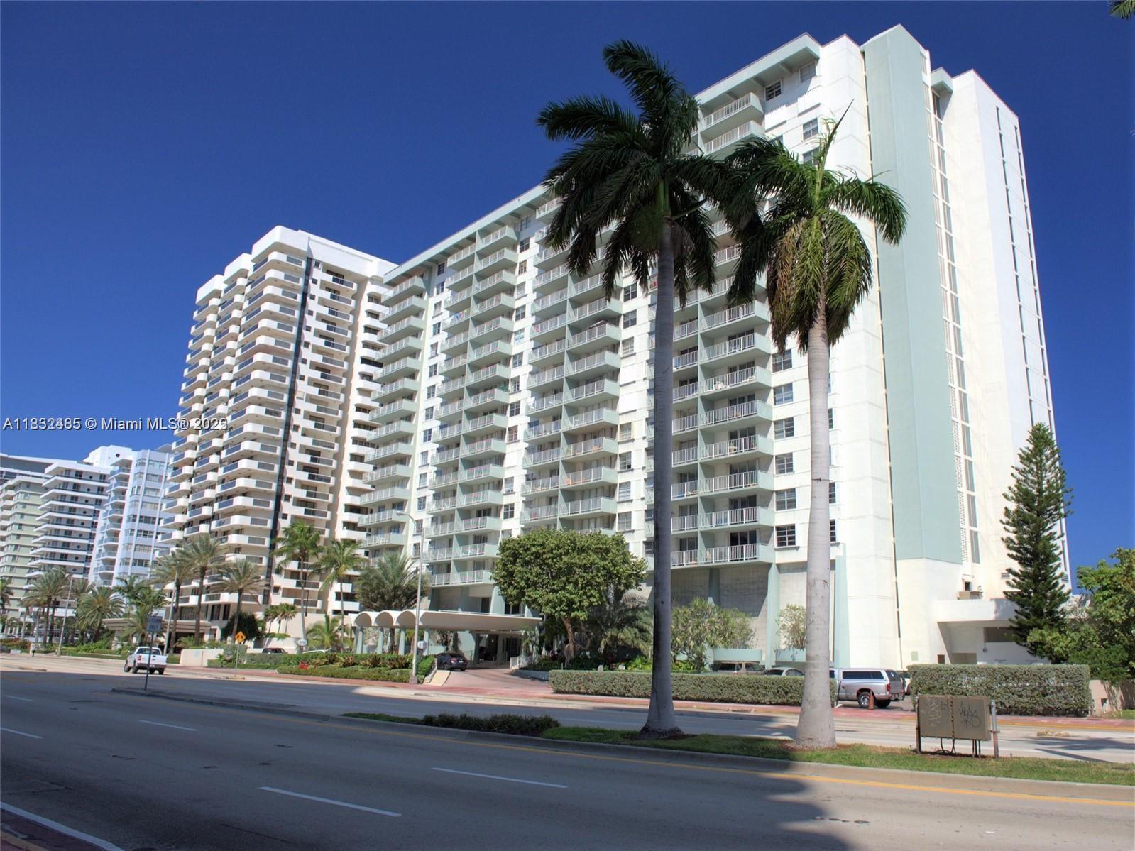 5701 Collins Ave #805