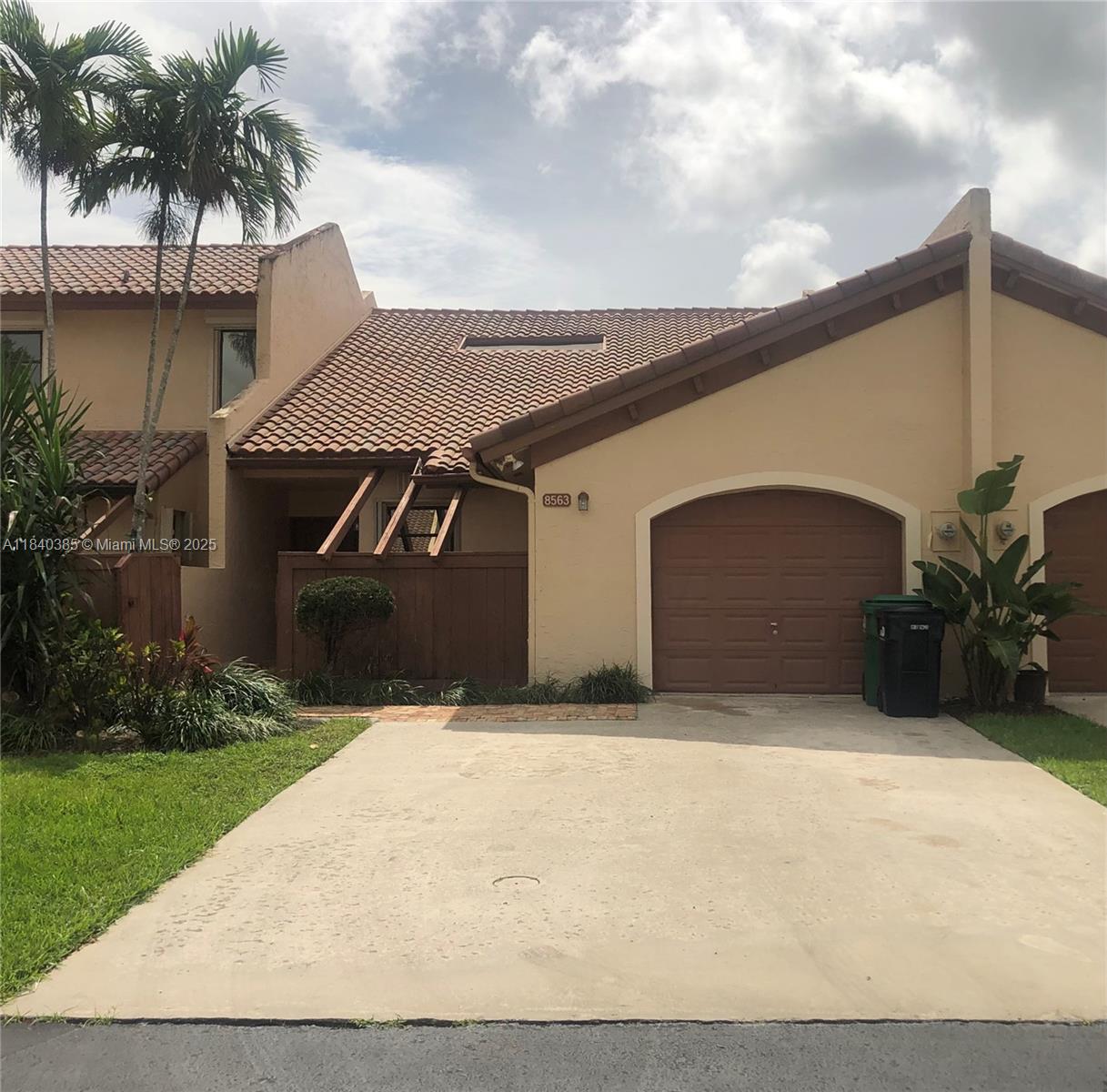 8563 SW 114th Ct