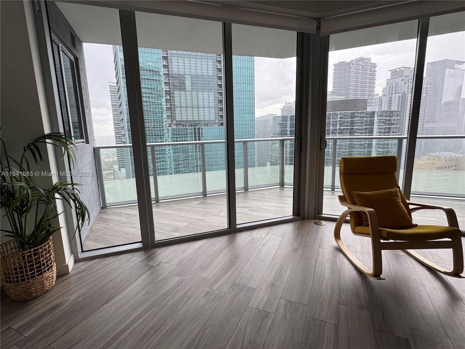 image Brickell House6