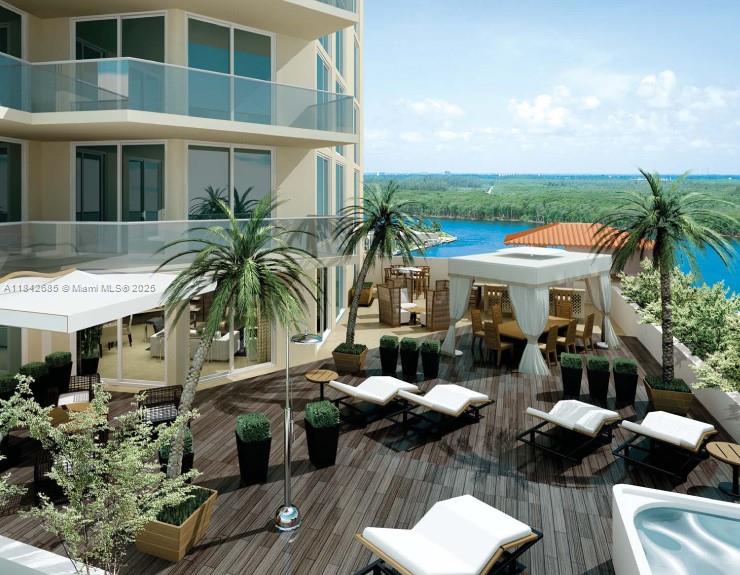 image St Tropez On The Bay17