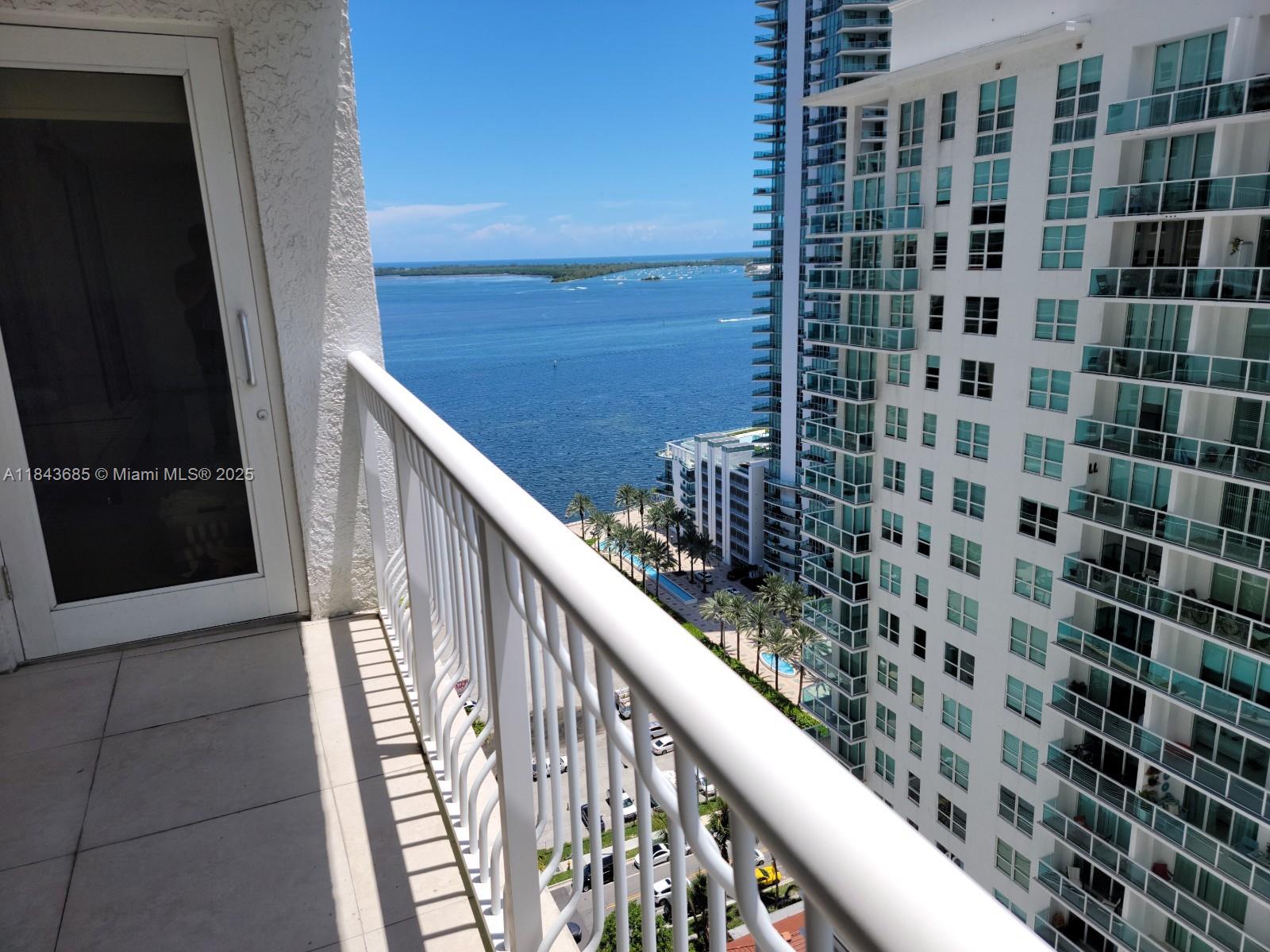 1200 Brickell Bay Dr #2415