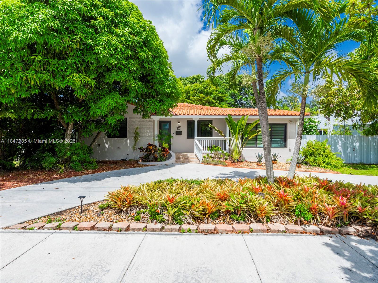 32 Hammond Dr