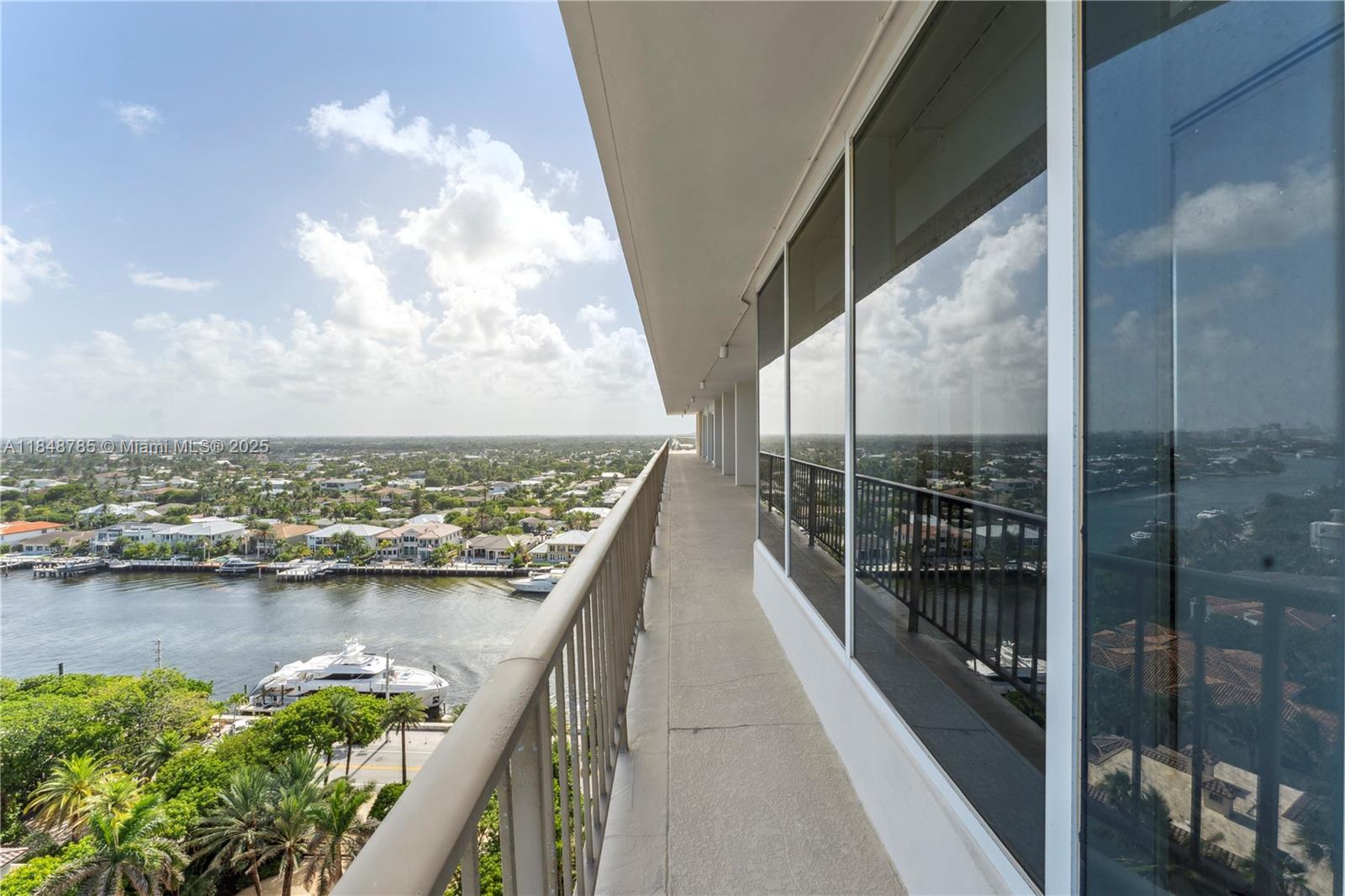 1021 Hillsboro Mile #RG Hillsboro Beach, FL 33062