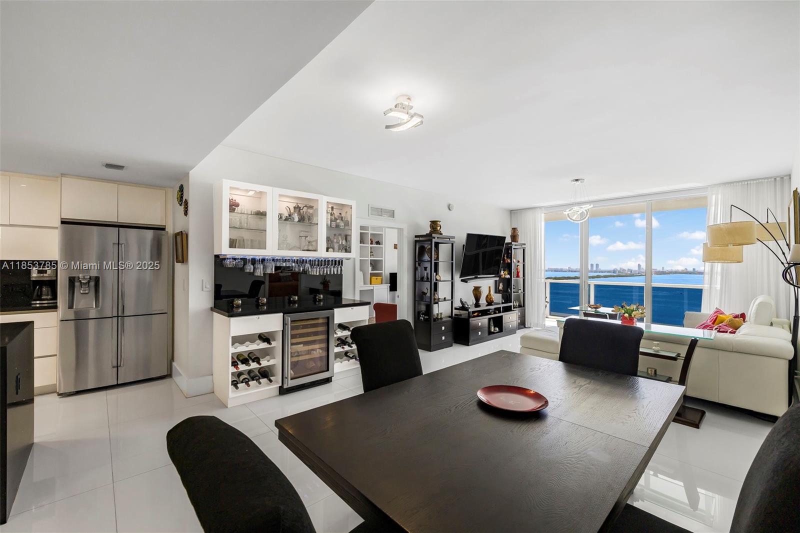 image Bay House Miami Condo15