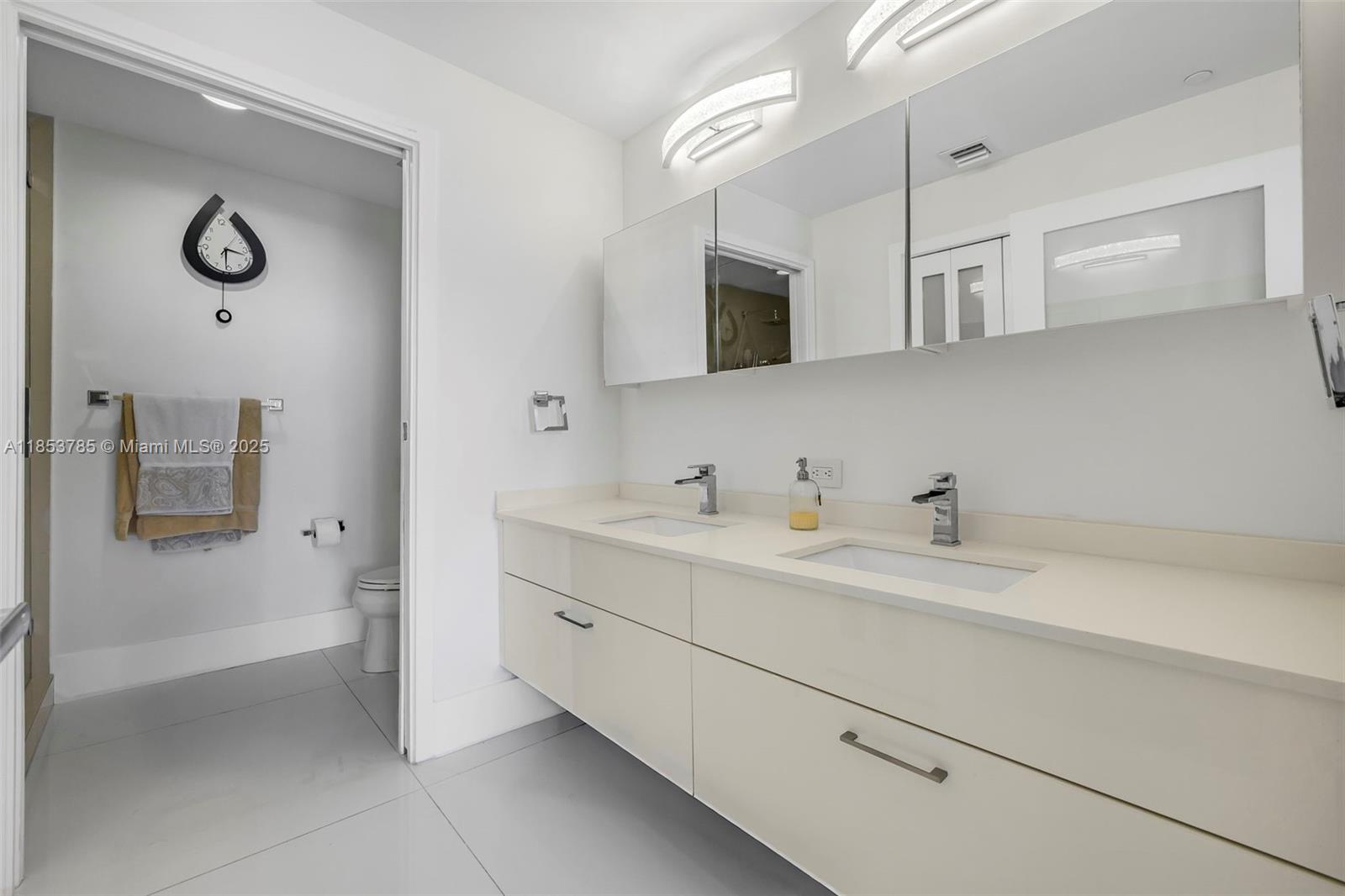 image Bay House Miami Condo24
