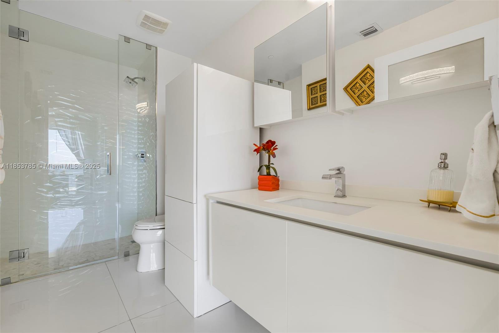 image Bay House Miami Condo29