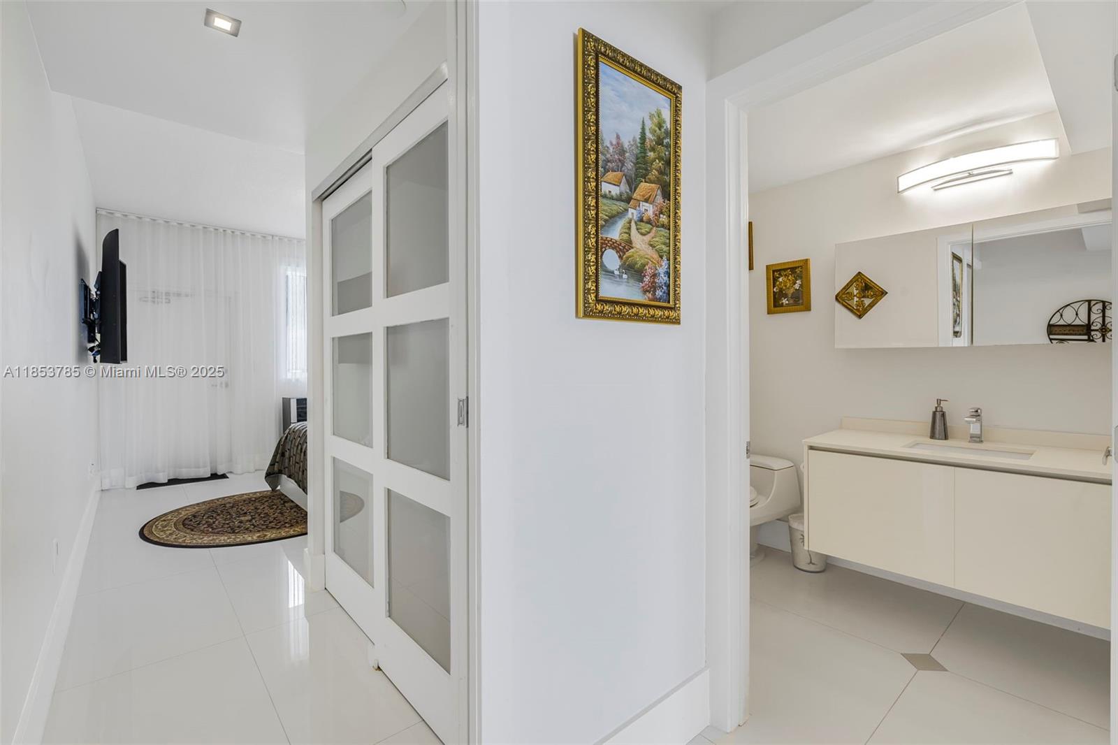 image Bay House Miami Condo30