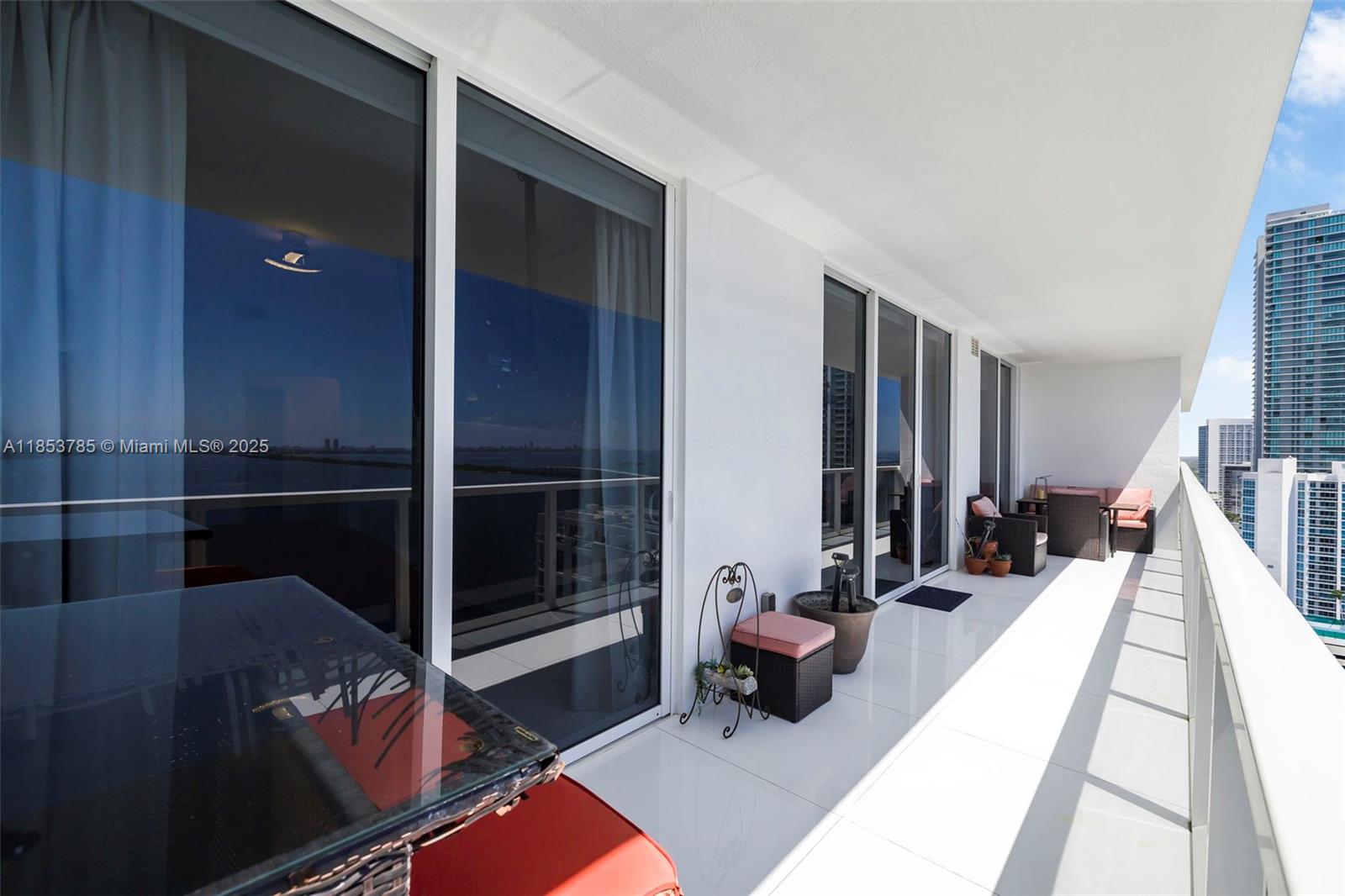 image Bay House Miami Condo36