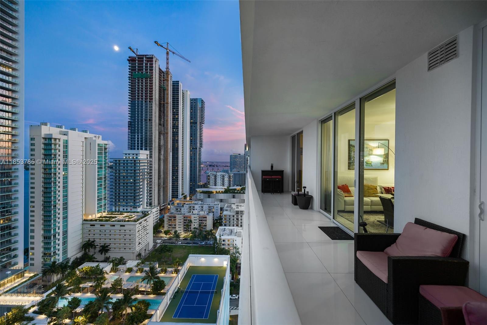 image Bay House Miami Condo41